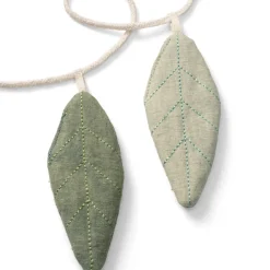 Online Dear April Beech Girlande Leaves